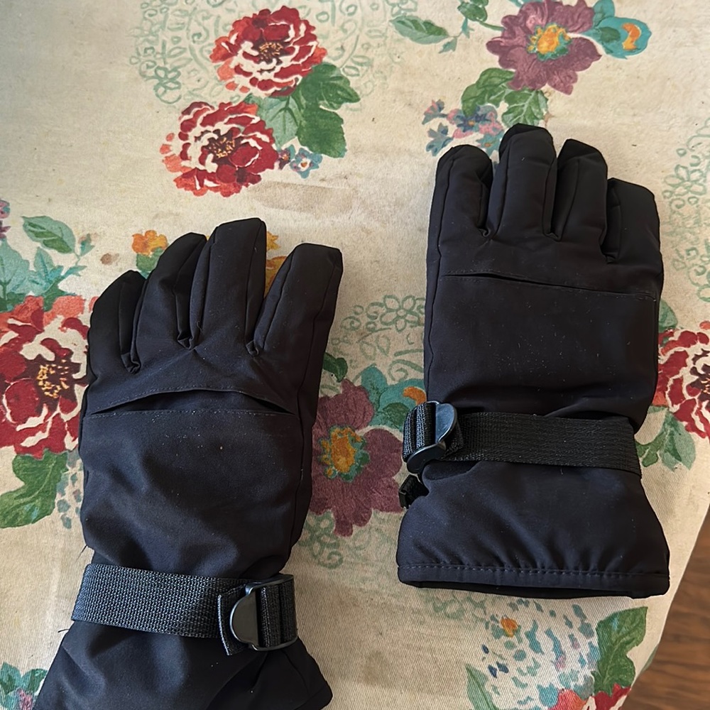 Black Winter Snowboard Gloves